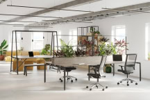 Canopy-Table-Roomshot-5